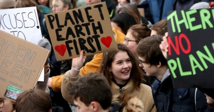 hamburg-climate-fridays-future-greta